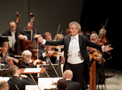 Cleveland Orchestra mit Dirigent Franz Welser-Möst 