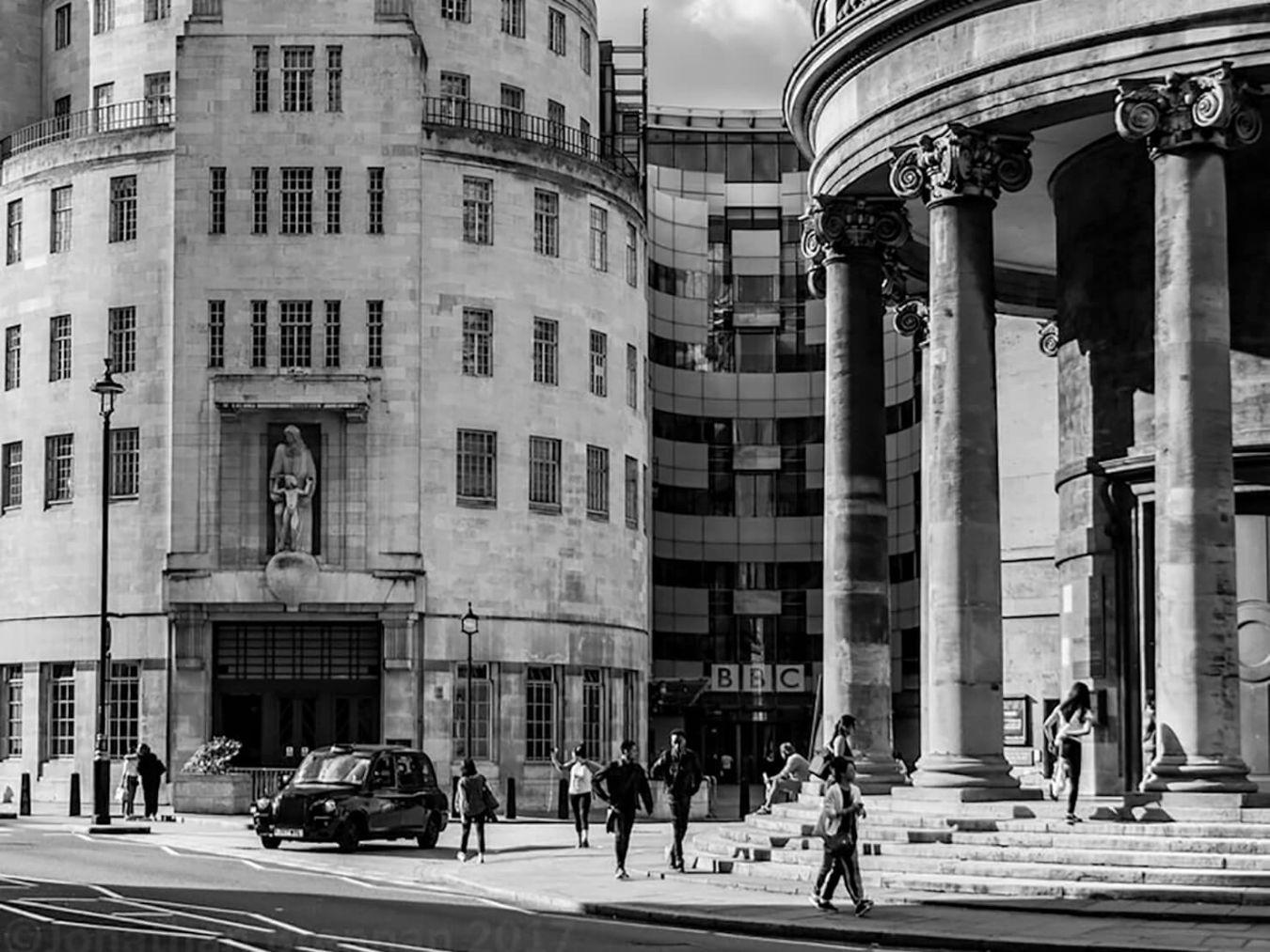 Das BBC Broadcasting House, 1984. Foto: flickr.com © Jonathan Brennan 1984